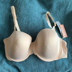 NWT- classic T-shirt bra
